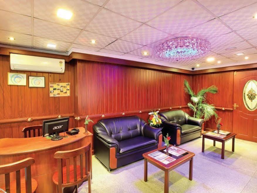 Sm Regency Kochi Ngoại thất bức ảnh